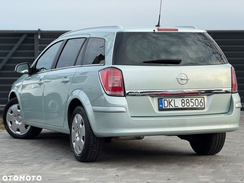 Opel Astra - 4