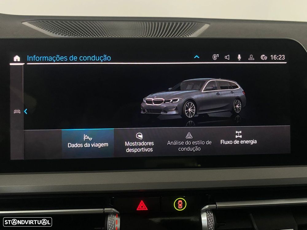 BMW 320 e Touring Corporate Edition Auto - 35