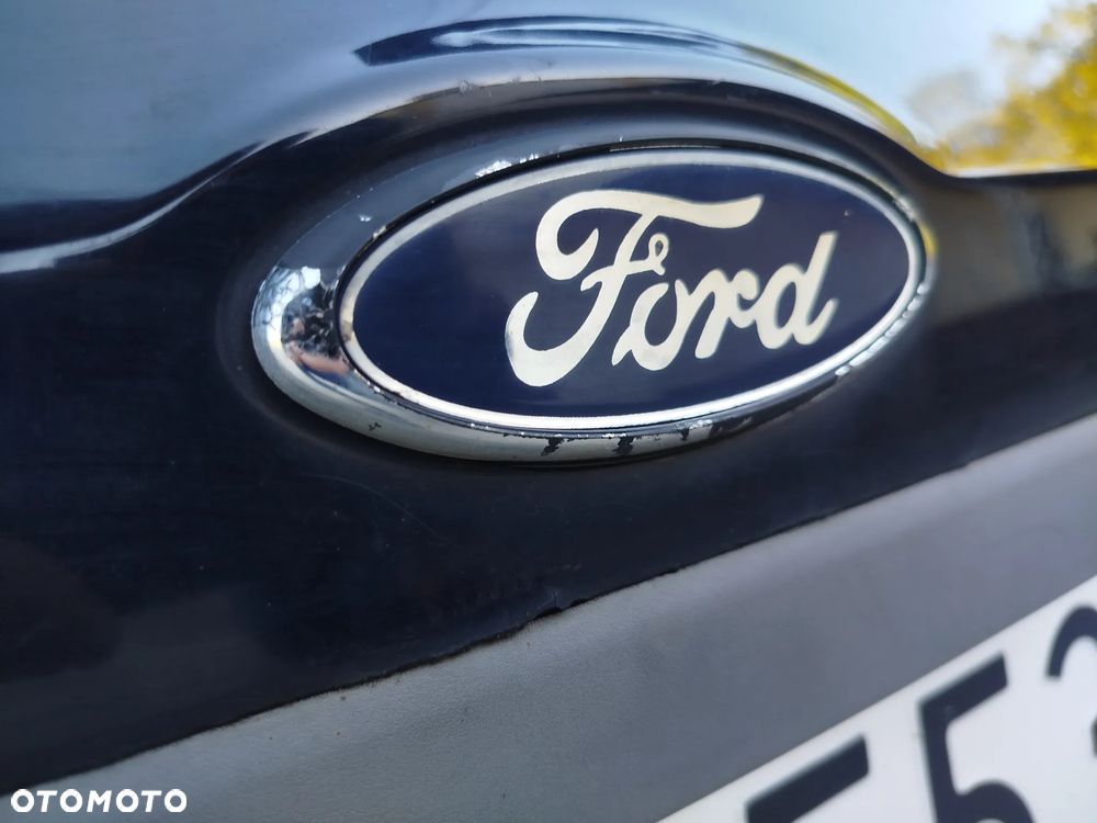 Ford Fiesta 1.3 Ambiente - 20