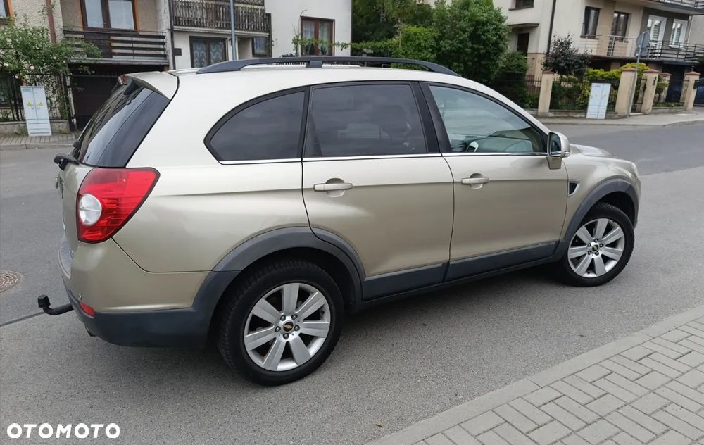 Chevrolet Captiva 2.0 d High - 6