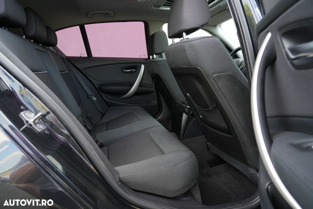 BMW Seria 1 120d - 17