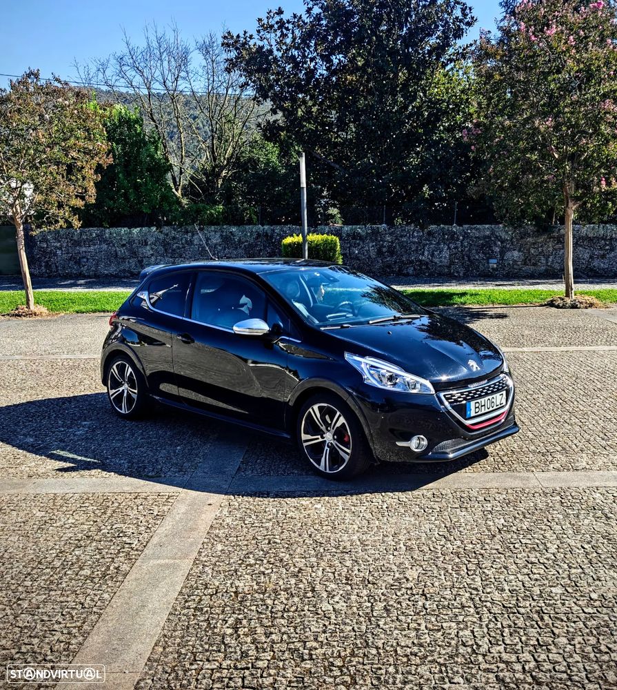 Peugeot 208 1.6 THP GTi - 26