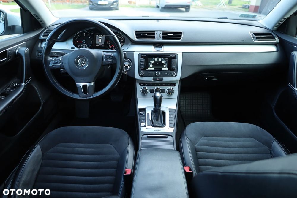 Volkswagen Passat 2.0 TDI 4Mot Highline DSG - 18