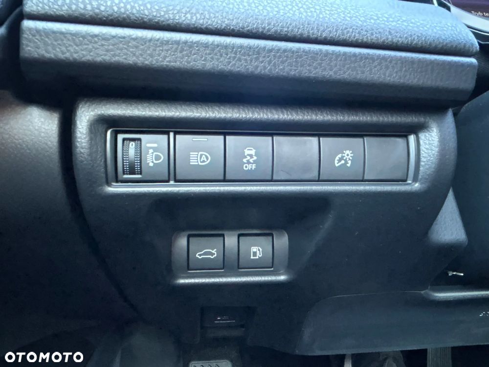 Toyota Camry 2.5 Hybrid Dynamic Force Prestige e-CVT - 32