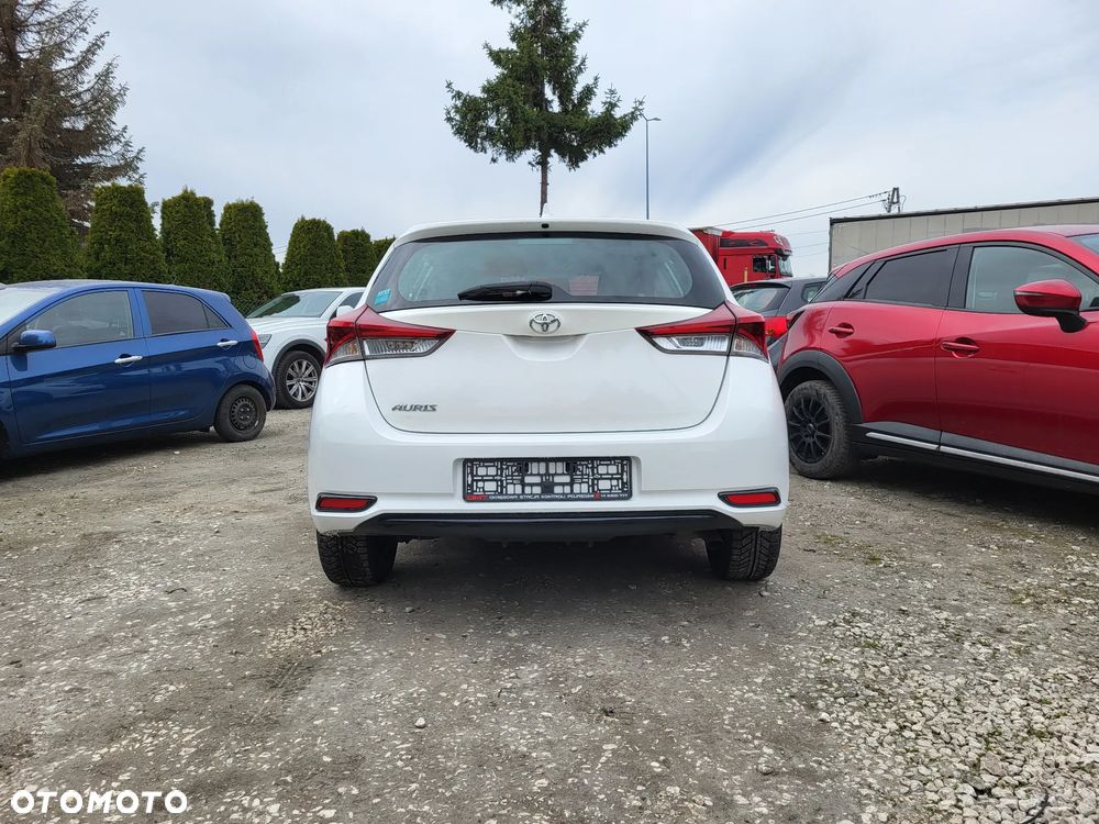 Toyota Auris 1.33 Dual-VVT-i Cool - 7