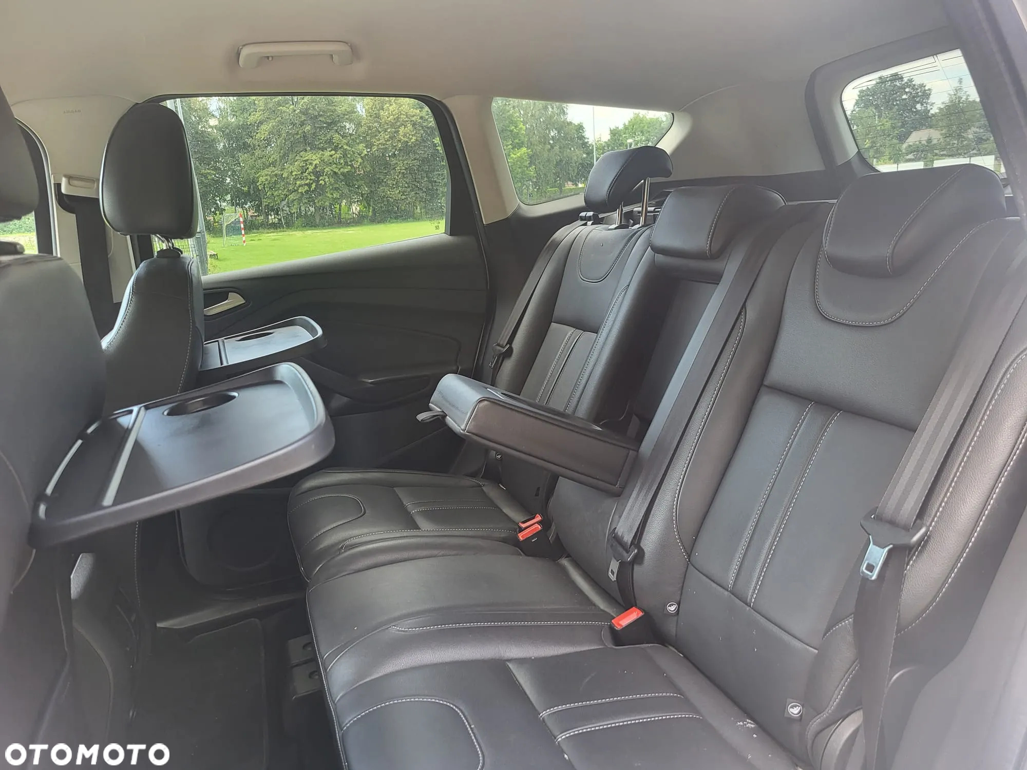 Ford Kuga 2.0 TDCi 2x4 Titanium - 13