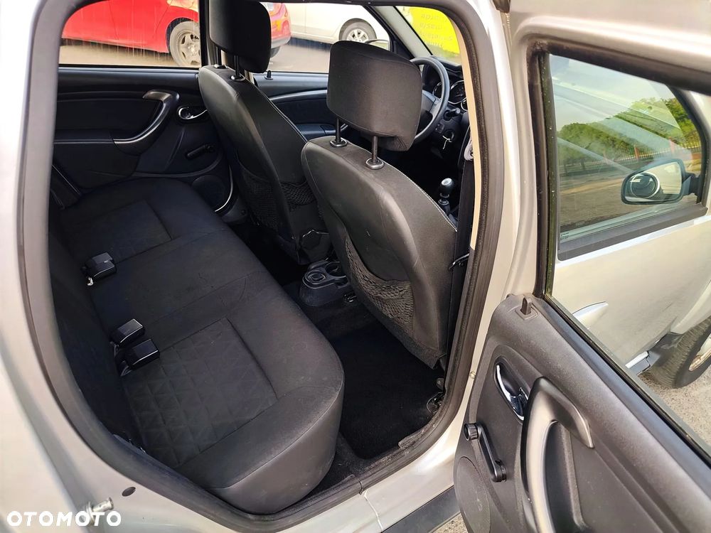 Dacia Duster dCi 110 FAP 4x2 Laureate - 12
