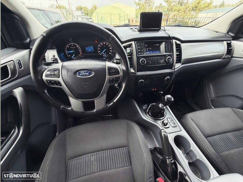 Ford Ranger XLT - 13