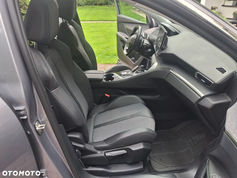 Peugeot 3008 PureTech 130 Stop & Start GPF EAT8 Allure - 13