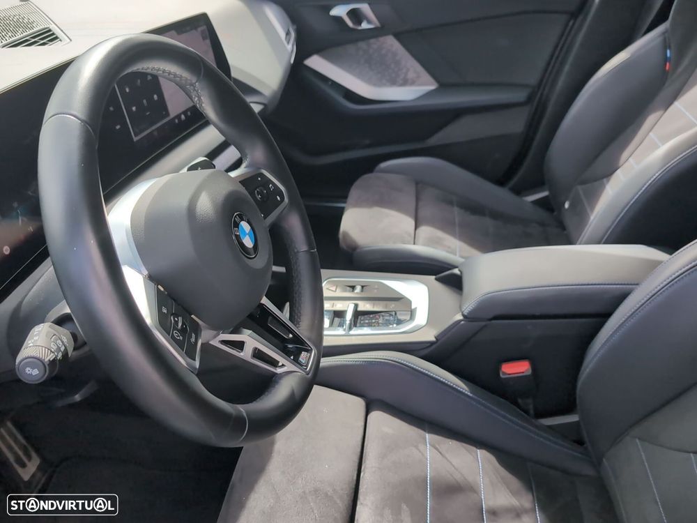 BMW 116 Pack Desportivo M — fotografia 11