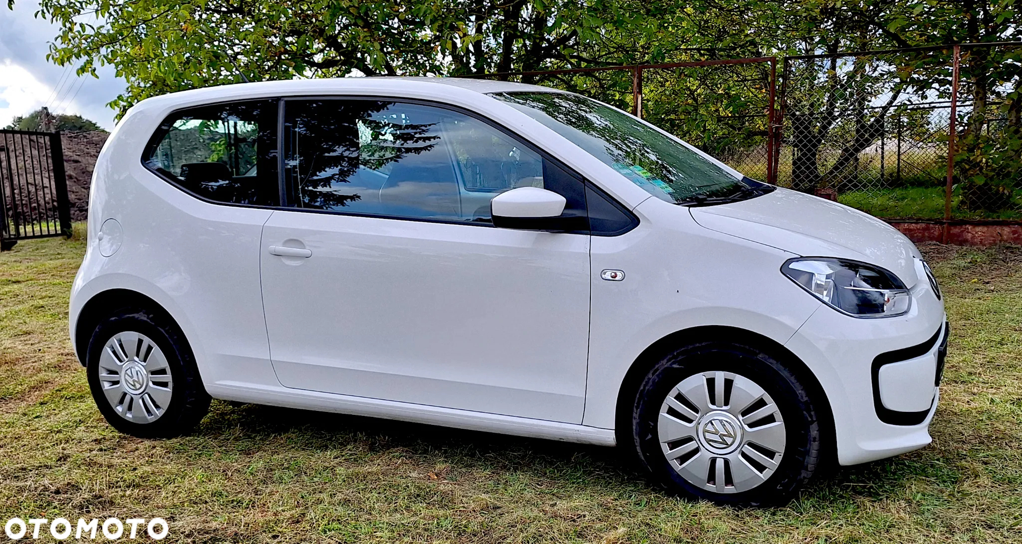 Volkswagen up! (BlueMotion Technology) move - 8
