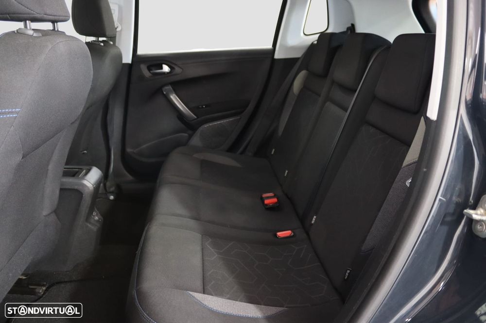 Peugeot 2008 PureTech 82 Style - 15