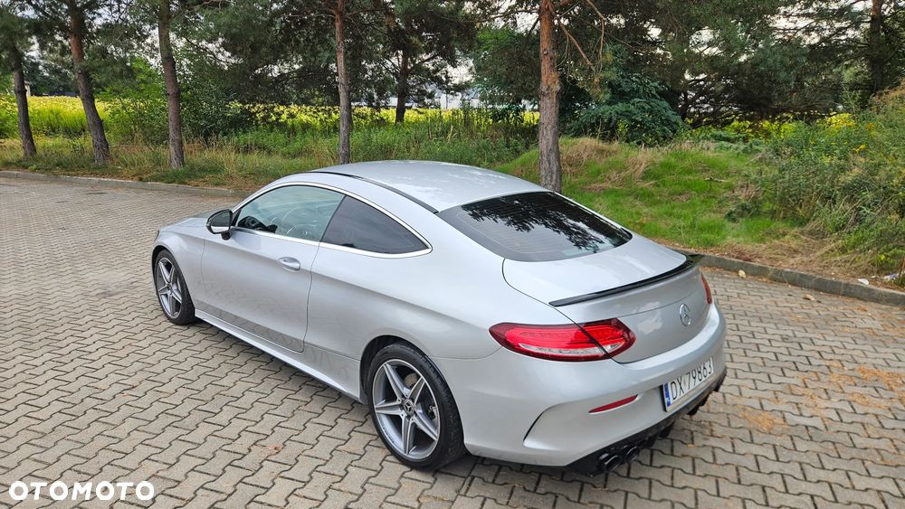 Mercedes-Benz Klasa C 200 9G-TRONIC AMG Line - 15