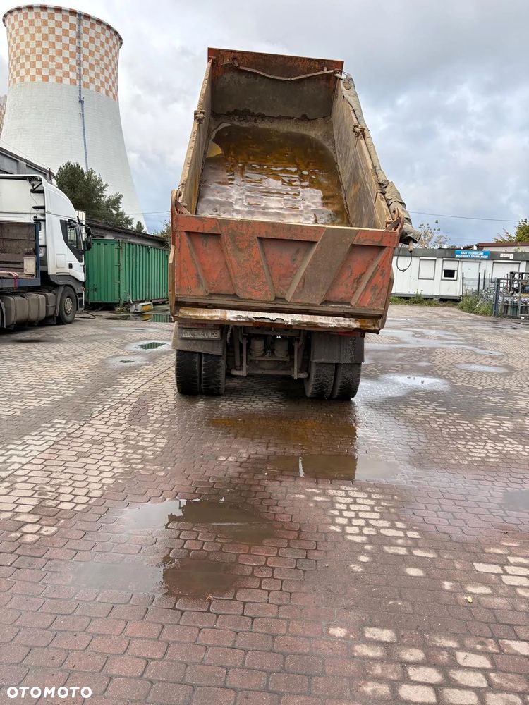 Mercedes-Benz Actros - 4