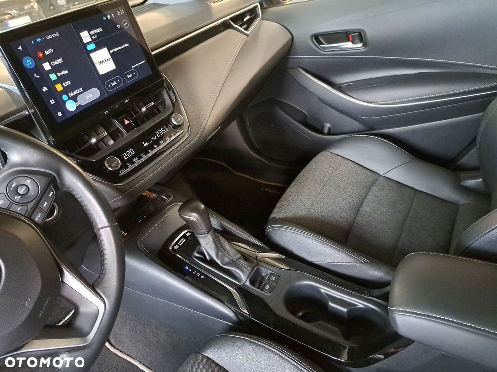 Toyota Corolla 1.8 Hybrid Style - 30