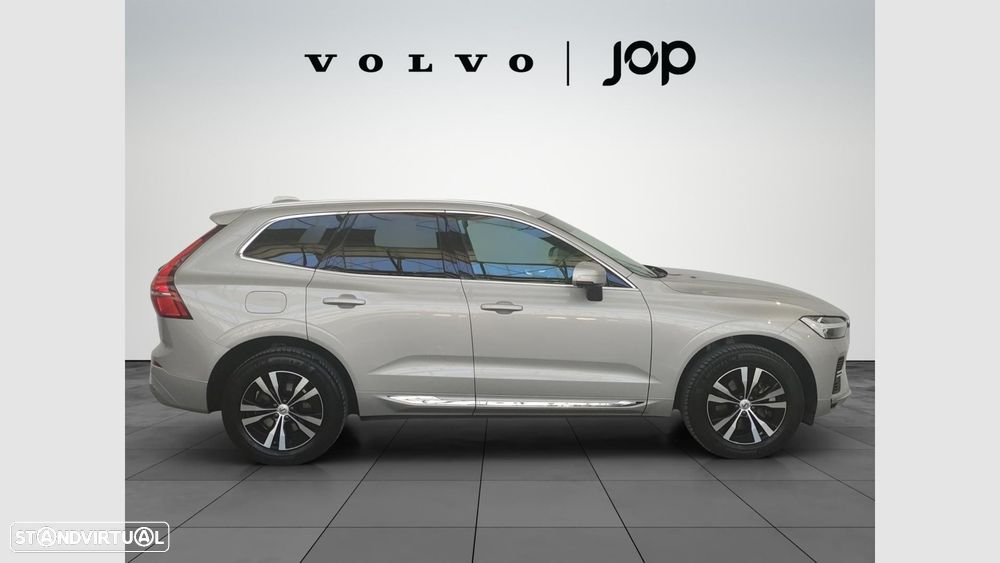 Volvo XC 60 2.0 T6 PHEV Core AWD - 7