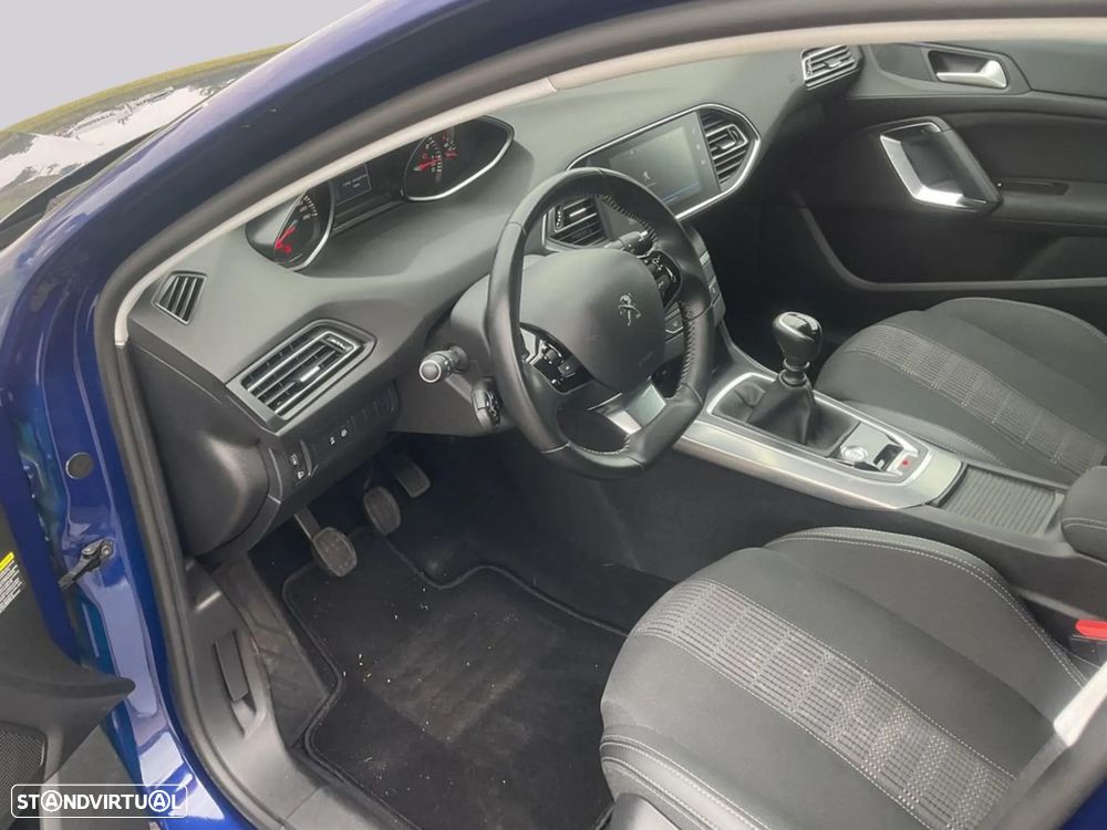 Peugeot 308 - 2