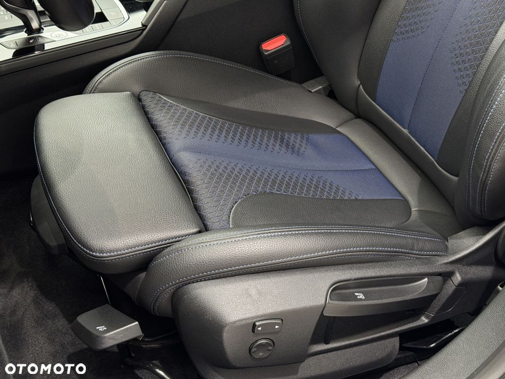 BMW Seria 1 118i M Sport - 11