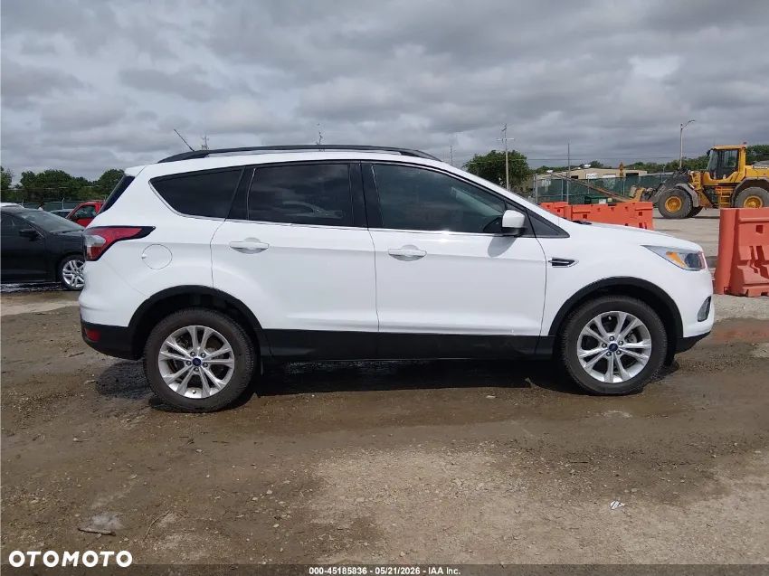Ford Escape - 3
