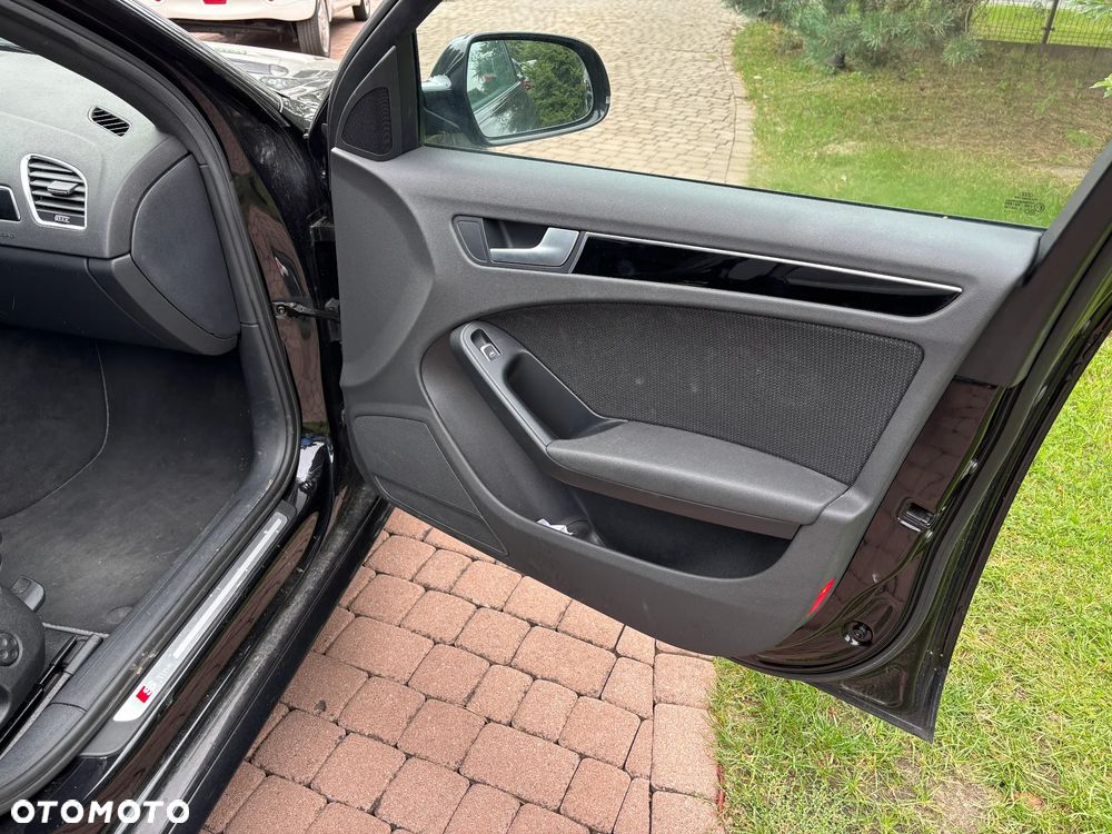 Audi A4 Avant 2.0 TDI DPF clean diesel quattro S tronic S line Sportpaket - 21