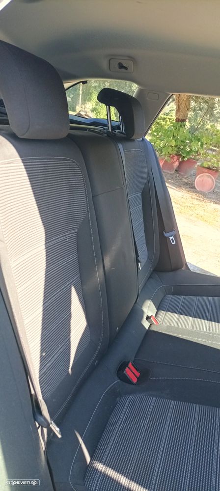 Opel Insignia Sports Tourer - 13