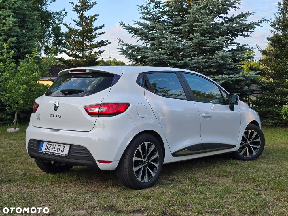 Renault Clio - 6