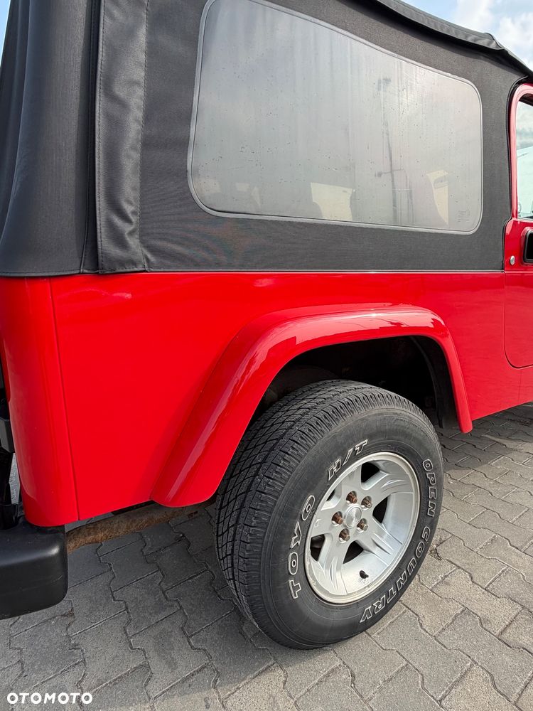 Jeep Wrangler - 25