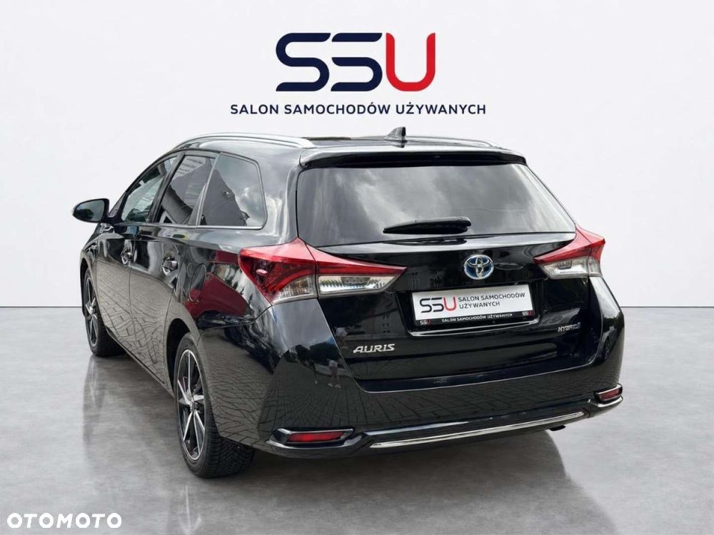 Toyota Auris Hybrid 135 Prestige - 13