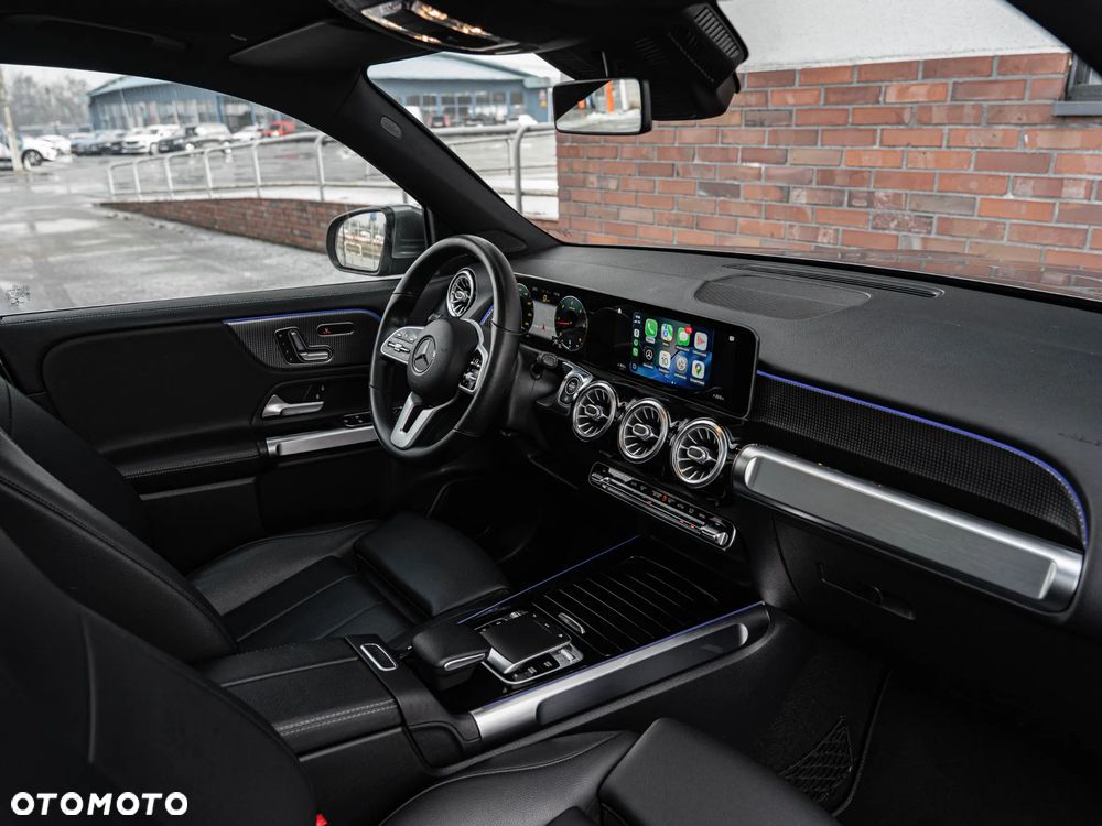 Mercedes-Benz GLB 200 d 8G-DCT Progressive - 24