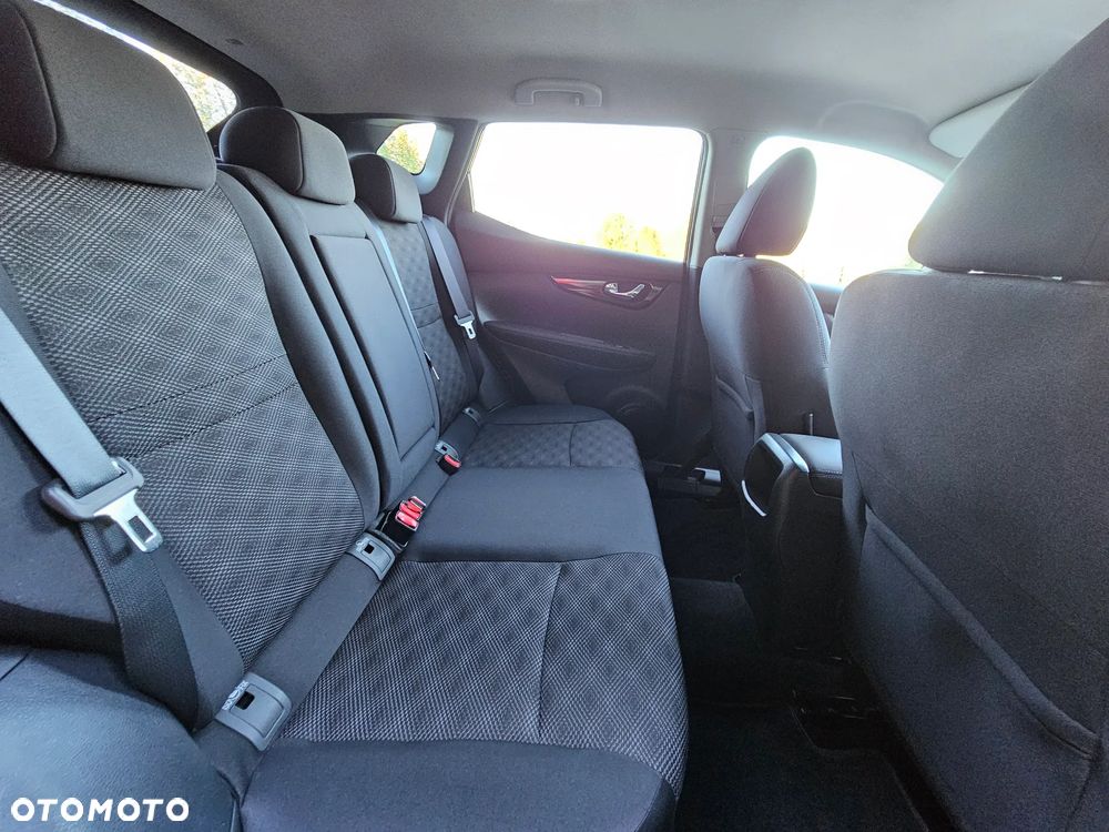 Nissan Qashqai 1.2 DIG-T N-Connecta - 34