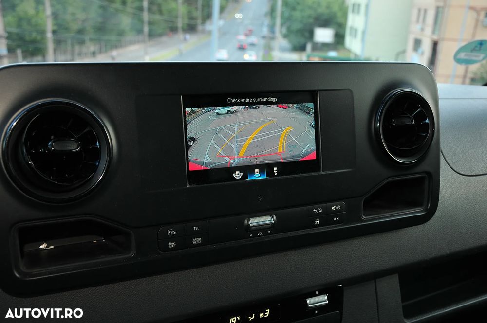 Mercedes-Benz Sprinter - 8