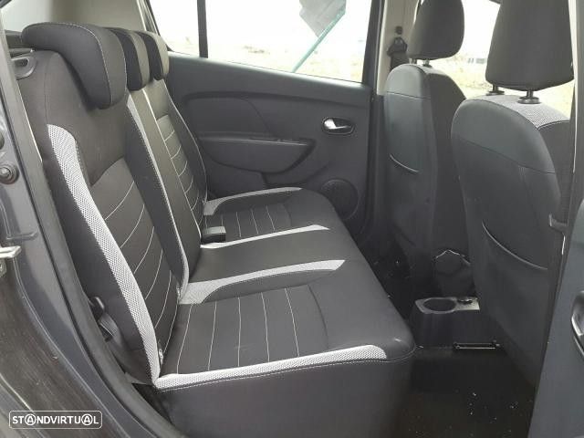 Peças Dacia Sandero 1.0 2019 - 9