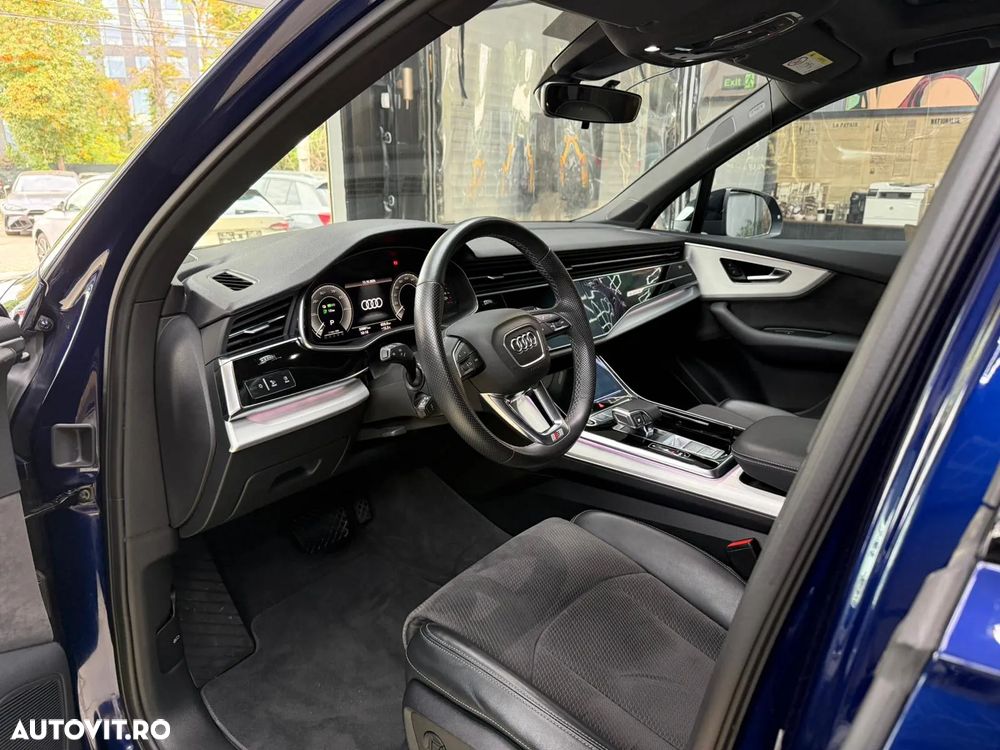Audi Q7 3.0 55 TFSIe quattro Tiptronic S Line - 23