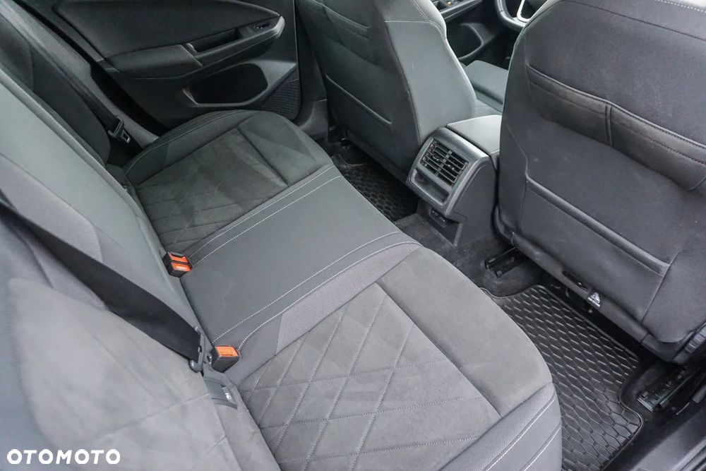 Volkswagen Golf VIII 1.5 eTSI EVO Life DSG - 14