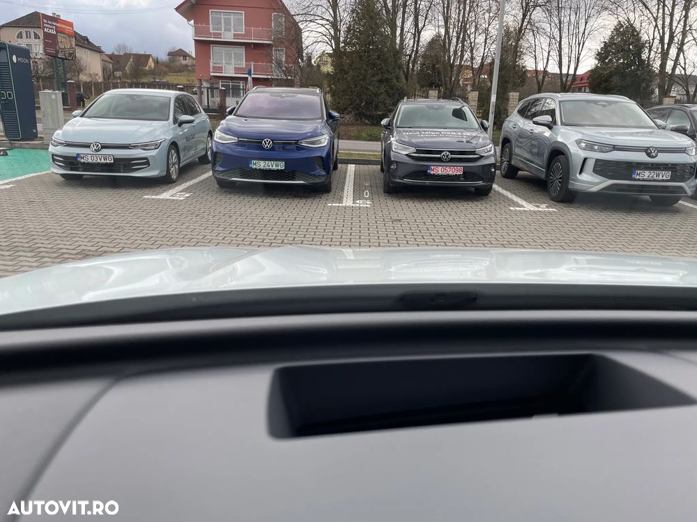 Volkswagen Tiguan - 31