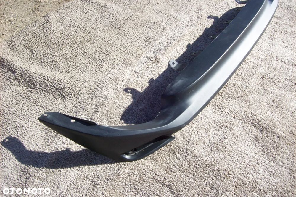 spoiler tylnego zderzaka toyota camry viii - 2