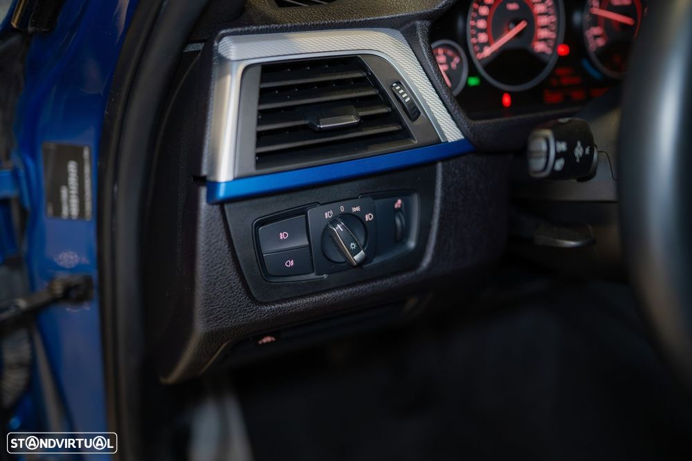 BMW 320 d Touring Pack M Shadow Auto - 21