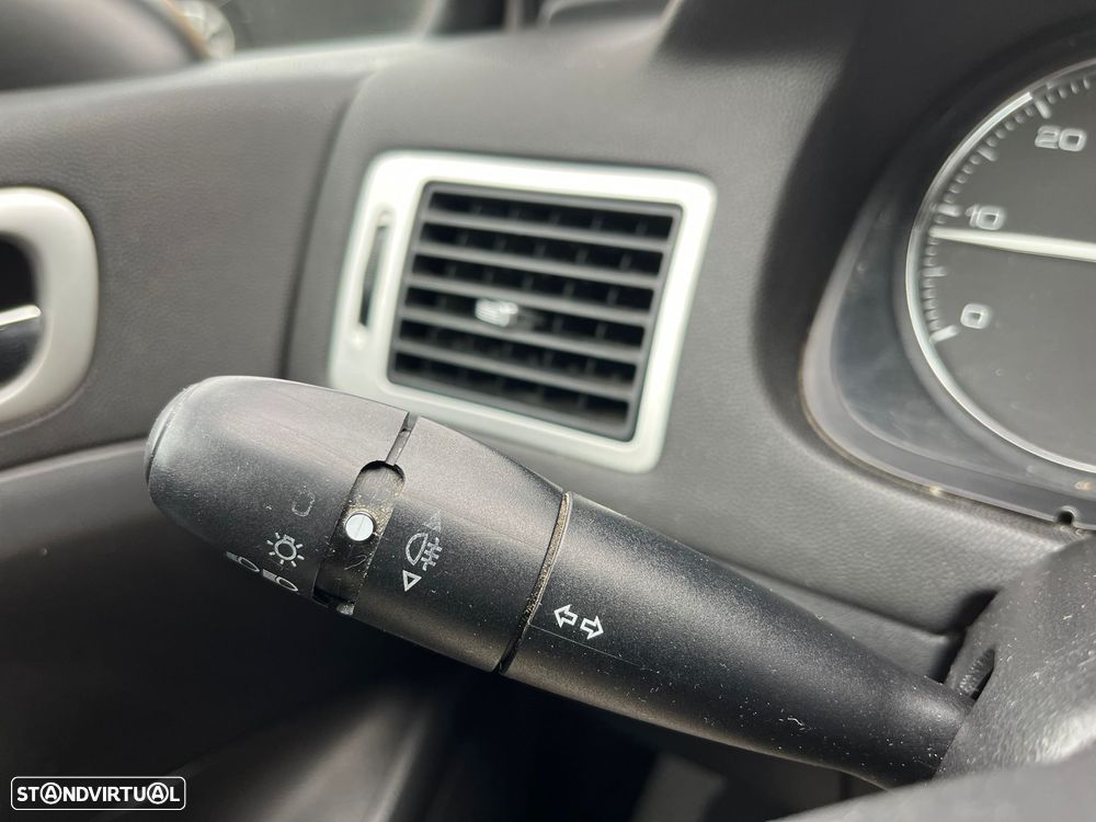 Peugeot 307 1.6 HDi Executive - 22