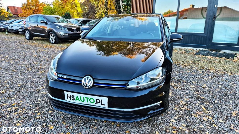 Volkswagen Golf - 3