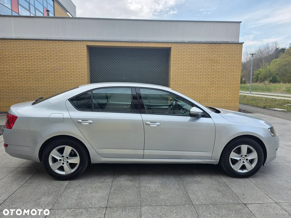 Skoda Octavia 1.4 TSI Edition - 8