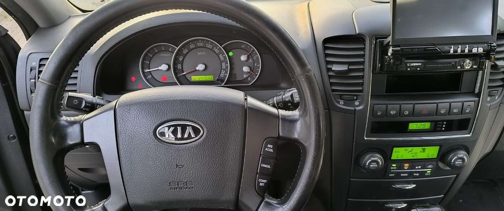 Kia Sorento - 27