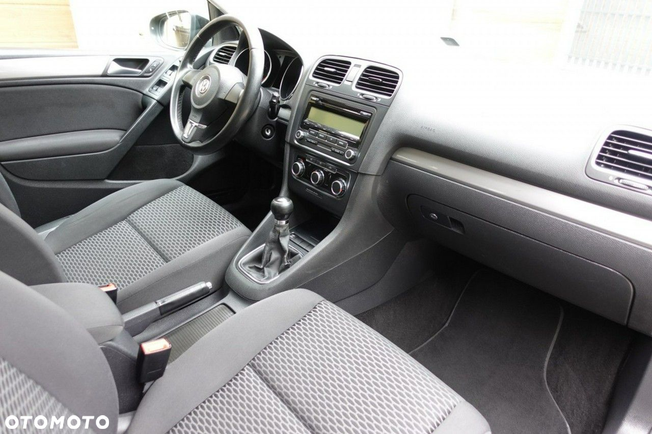 Volkswagen Golf - 13