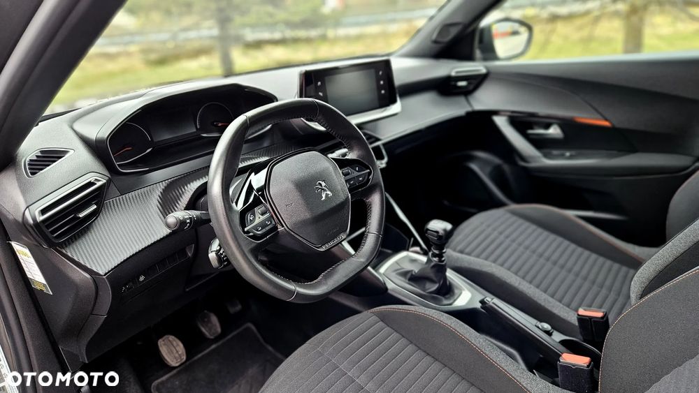 Peugeot 2008 PureTech 100 Business - 5
