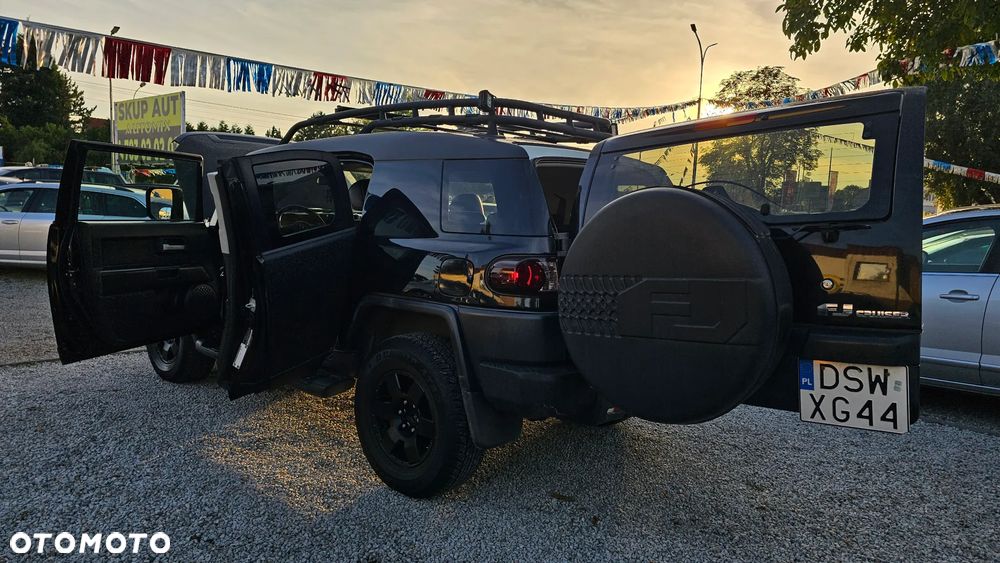 Toyota FJ - 16
