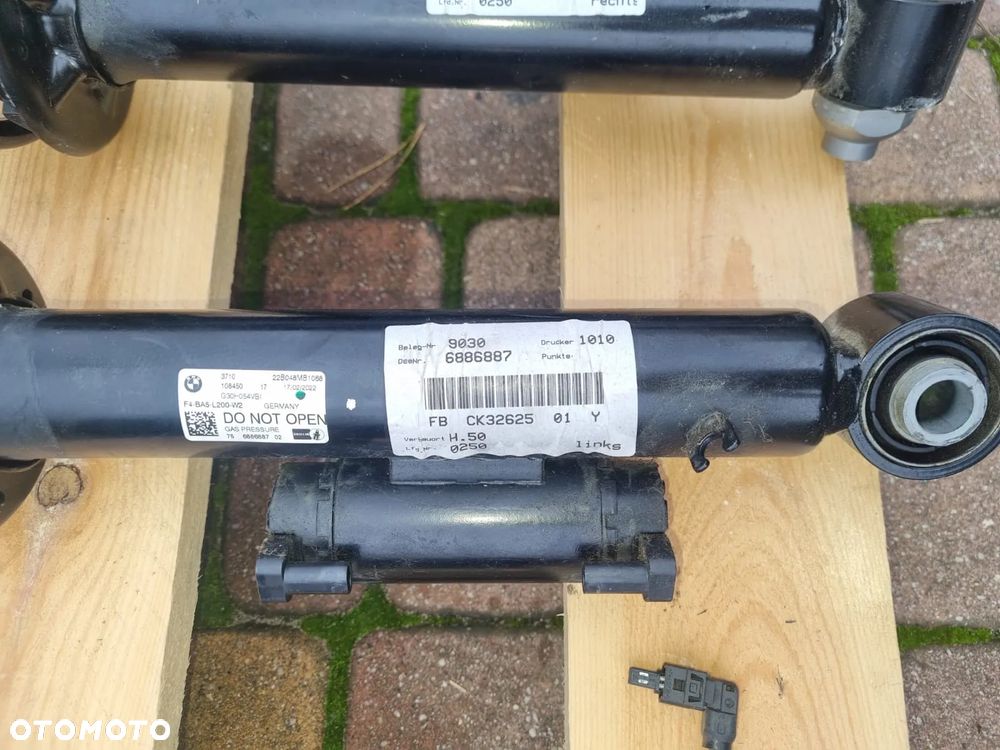 Komplet Nowe AMORTYZATORY PRZÓD TYŁ VDC LEWA PRAWA STRONA   DO BMW SERII  5  7  G30 , G11 , G12  PODANA CENA DOTYCZY KOMPLETU 4szt - 4