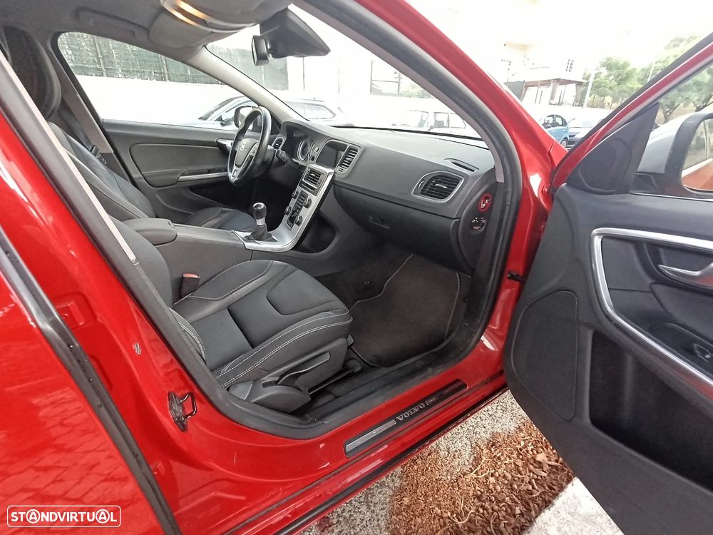 Volvo S60 1.6 D2 Drive R-Design Start/Stop - 17