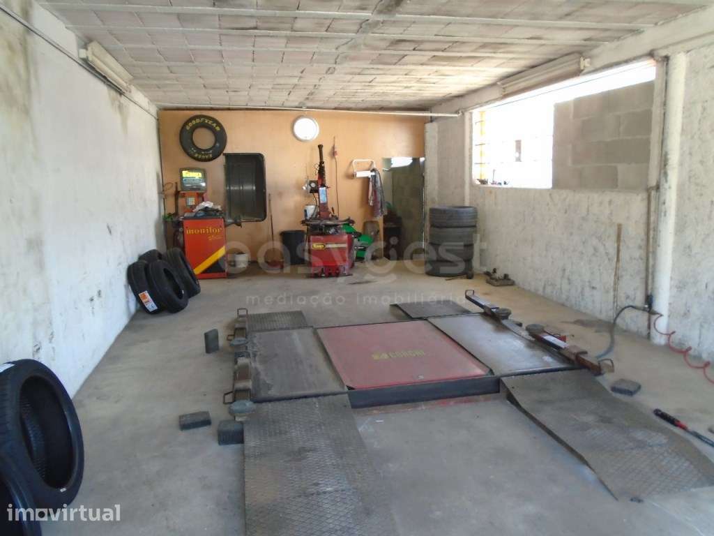 Armazém de atividade Industrial para recuperar em Pataias Gare - Grande imagem: 5/25