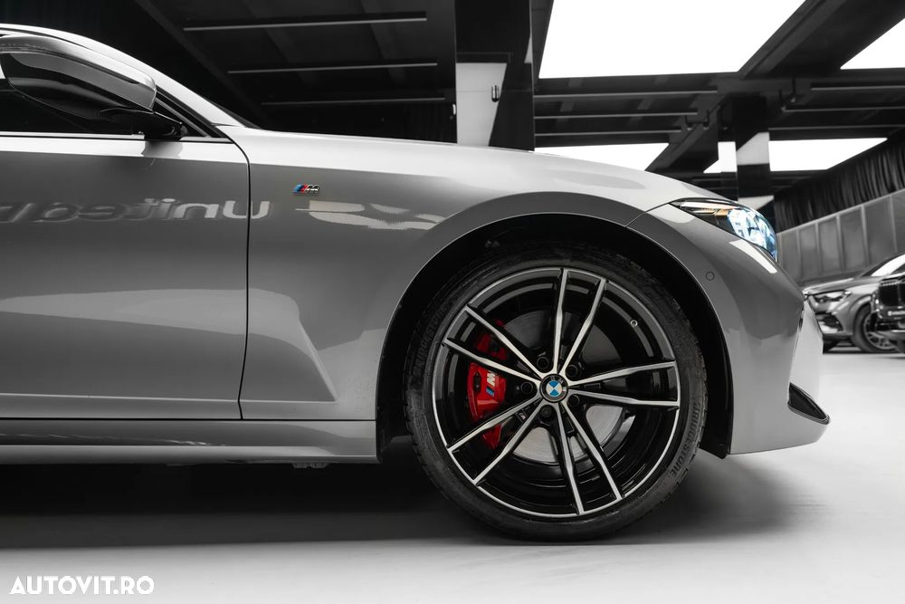 BMW Seria 3 330i xDrive Aut. - 35