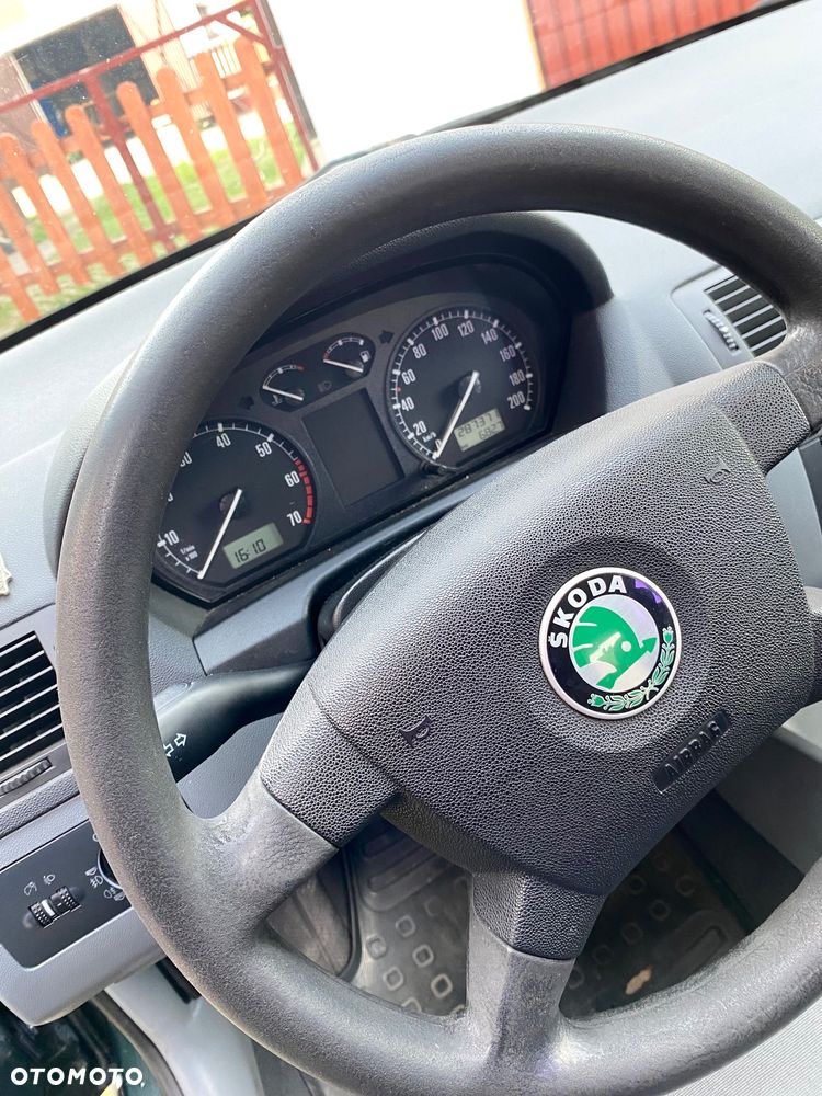 Skoda Fabia 1.4 16V Comfort - 5