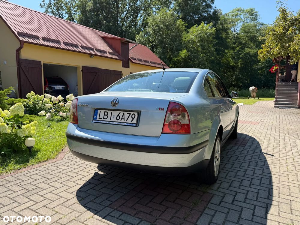 Volkswagen Passat - 6